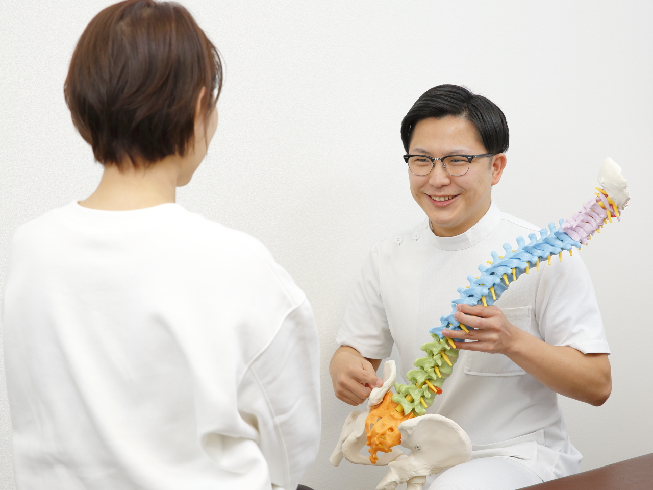 髙津接骨院の治療室